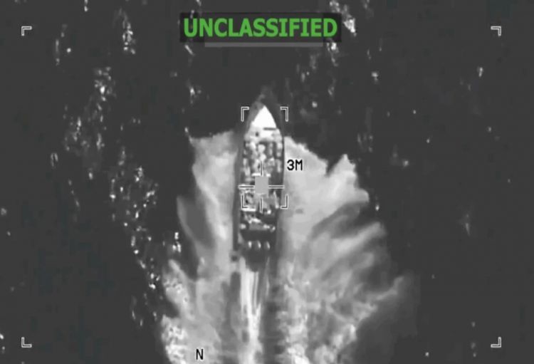 ABŞ hərbçiləri Karib hövzəsində narkotacirlərə məxsus gəmiyə zərbə endirib