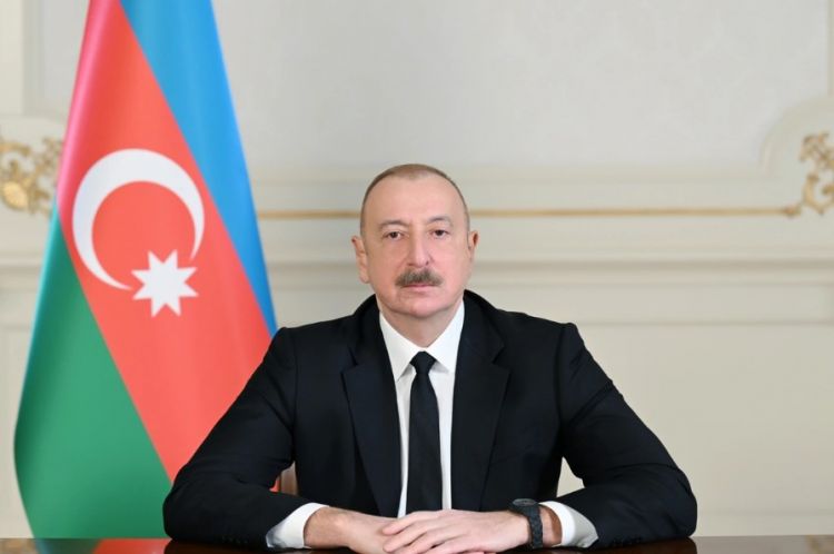 İlham Əliyev banqladeşli həmkarını milli bayram münasibətilə təbrik edib