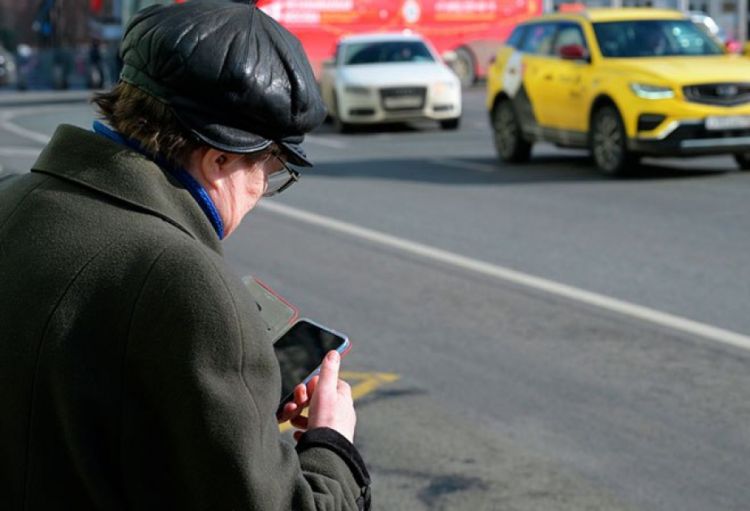 Rusiyada stasionar telefonlara maraq yenidən artır