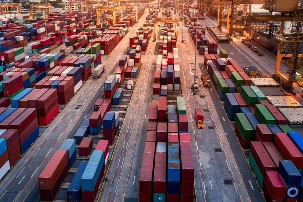 Azərbaycan iki ayda Aİ ölkələri ilə 2,8 milyard dollarlıq ticarət aparıb