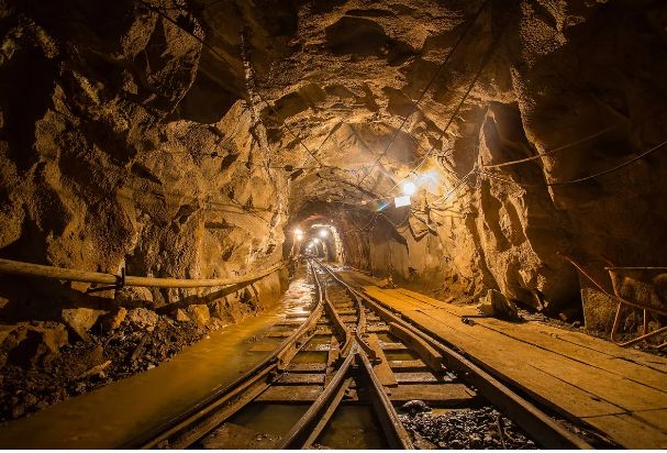 Çində kömür mədəni çöküb, ölənlər var