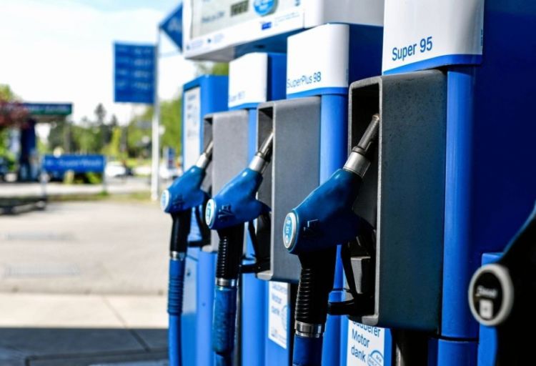 Almaniyada dizel yanacağının qiyməti rekord həddə çatıb