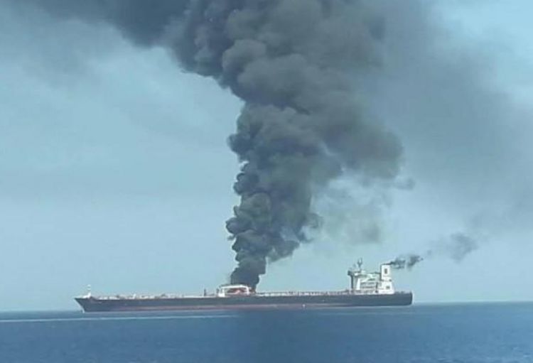 İranın hücumu nəticəsində zədələnmiş Tailand gəmisində insan qalıqları tapılıb