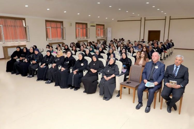 Səriyyə Salahovanın kitablarının təqdimatı olub<font color=red> - FOTOLAR</font>