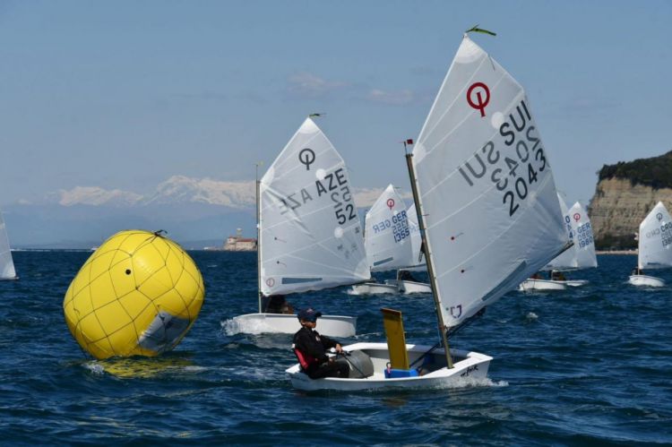 Azərbaycan yelkənçiləri Sloveniyada mübarizəni davam etdirirlər<font color=red> - FOTOLAR</font>