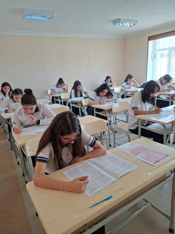 Naxçıvanda IX siniflər üçün tədris ilinin üçüncü buraxılış qiymətləndirmə monitorinqi keçirilib