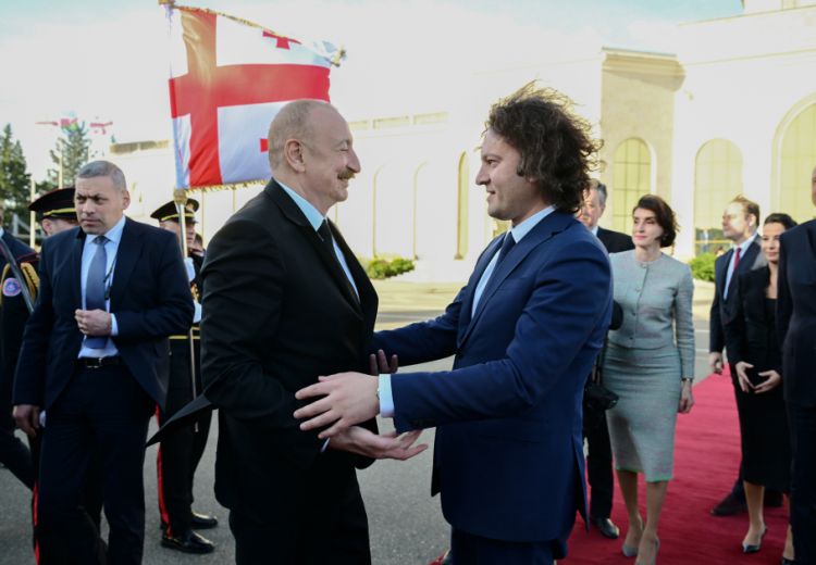 Prezident İlham Əliyevin Gürcüstana dövlət səfəri başa çatıb<font color=red> - FOTOLAR</font>