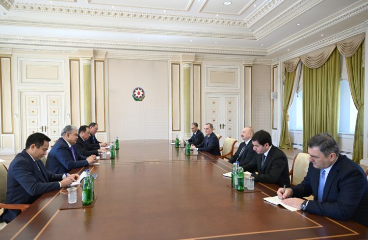 Azərbaycan Prezidenti İlham Əliyev Qazaxıstanın xarici işlər və nəqliyyat nazirlərini qəbul edib<font color=red> - FOTOLAR</font>