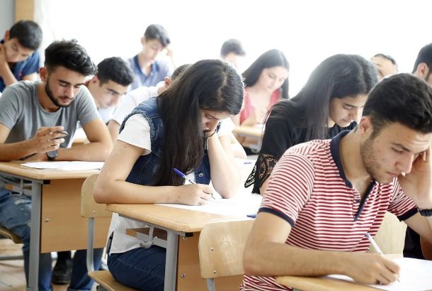 Həftəsonu 52 mindən çox şagird buraxılış imtahanı verəcək