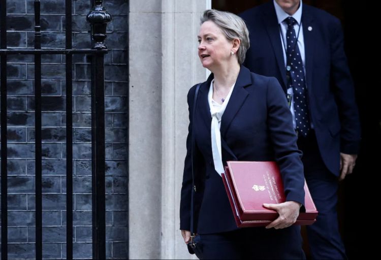 Böyük Britaniya Hörmüz boğazında təhlükəsizliyin bərpası üçün addımlar atır