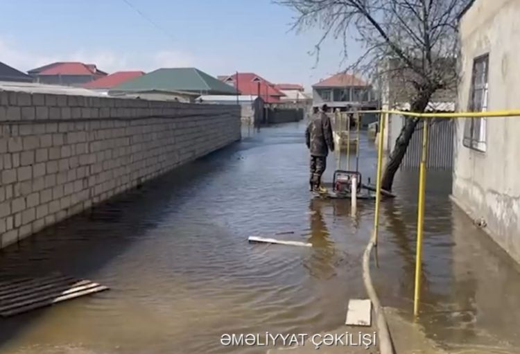 FHN: İntensiv yağışlar səbəbindən yaranan fəsadların aradan qaldırılması işləri davam etdirilir
