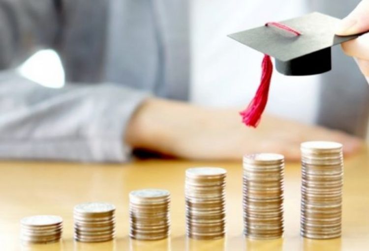 Təhsil tələbə kreditindən yararlananların 63 faizi qadınlardır
