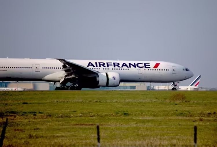 “Air France” hava yolları Yaxın Şərqə olan uçuşları 3 mayadək təxirə salıb