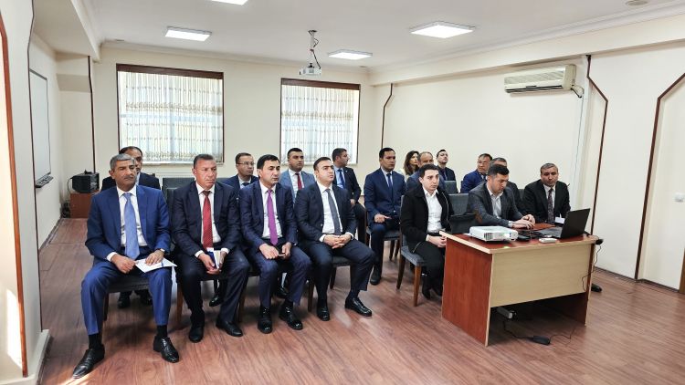 Naxçıvanda marşrut xətlərinin yenilənməsi müzakirə olunub<font color=red> - FOTOLAR</font>