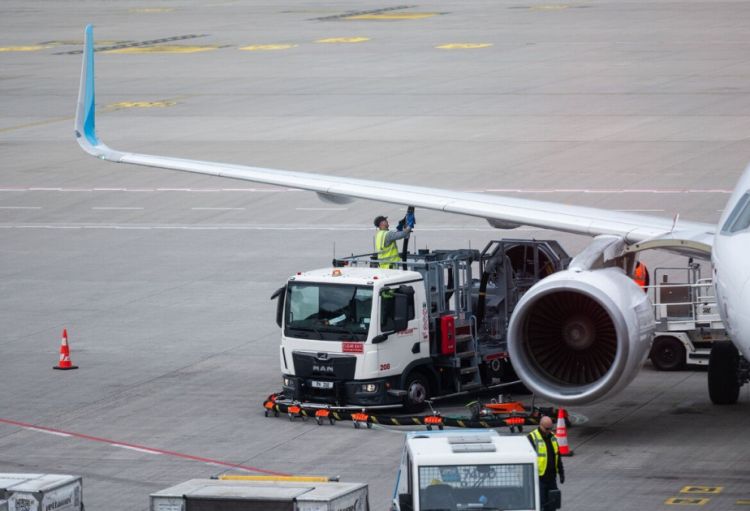 Media: Avropada təyyarə yanacağı yaya qədər tükənə bilər