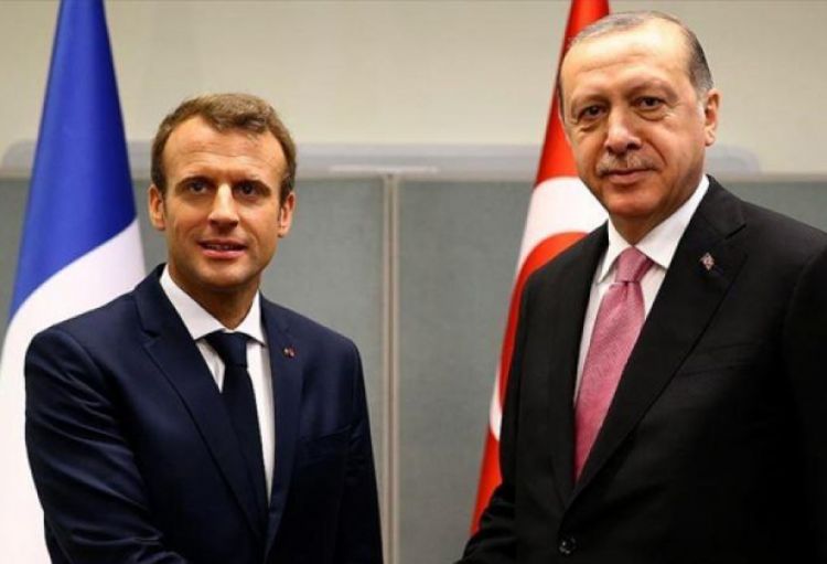 Türkiyə Prezidenti fransalı həmkarı ilə bölgədə sülh üçün diplomatik vasitələrin əhəmiyyətindən bəhs edib