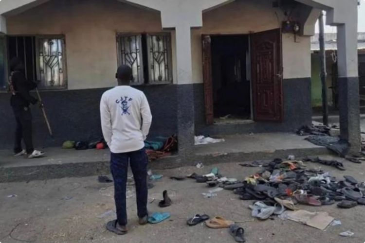 Nigeriyada bazara endirilən aviazərbə nəticəsində azı 200 nəfər ölüb