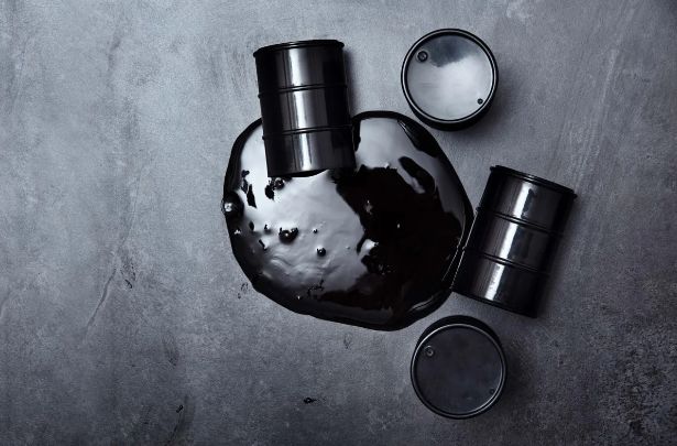 ABŞ-nin Hörmüz boğazını blokadaya alması gözləntisi fonunda neft bahalaşır