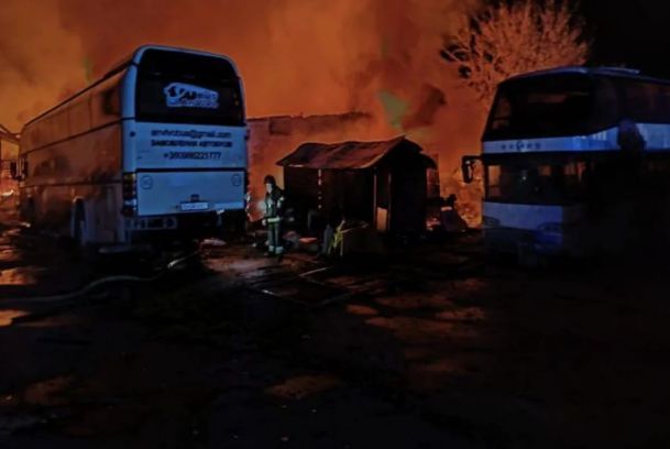 Rusiya Odessa limanına zərbə endirib, Panama bayrağı altında üzən gəmi zədələnib