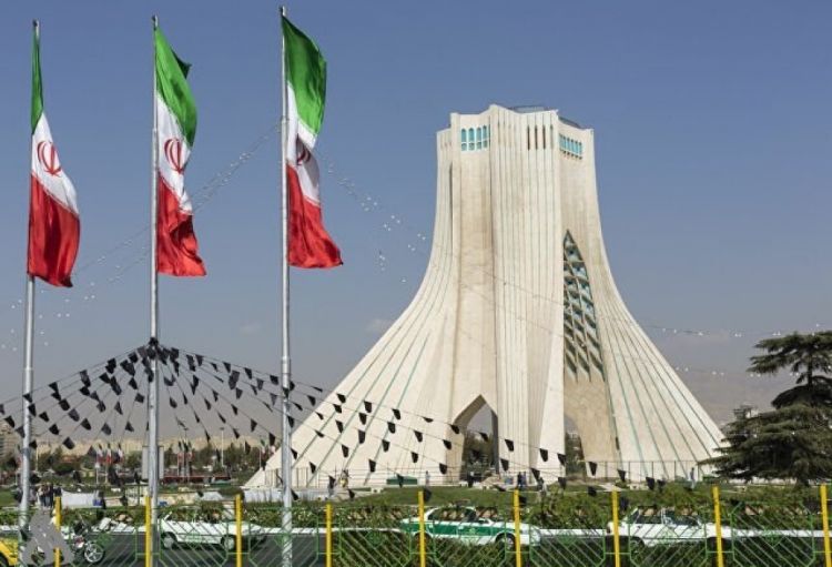 İran hökuməti müharibənin ölkəyə 270 milyard dollar zərər vurduğunu açıqlayıb