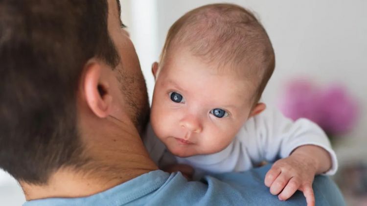 Azərbaycanda 200-dən çox kişiyə atalıq məzuniyyəti verilib