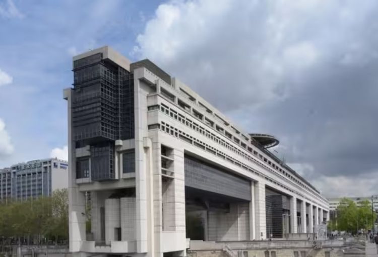 Fransada cari il üçün iqtisadi artım proqnozu yenilənib