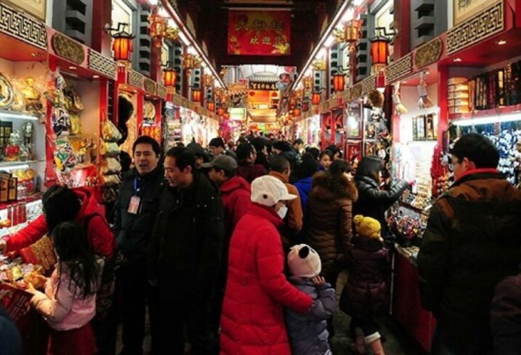 Çinin iqtisadi artımı Yaxın Şərq münaqişəsi fonunda qlobal artımla bağlı narahatlıqları aradan qaldırır