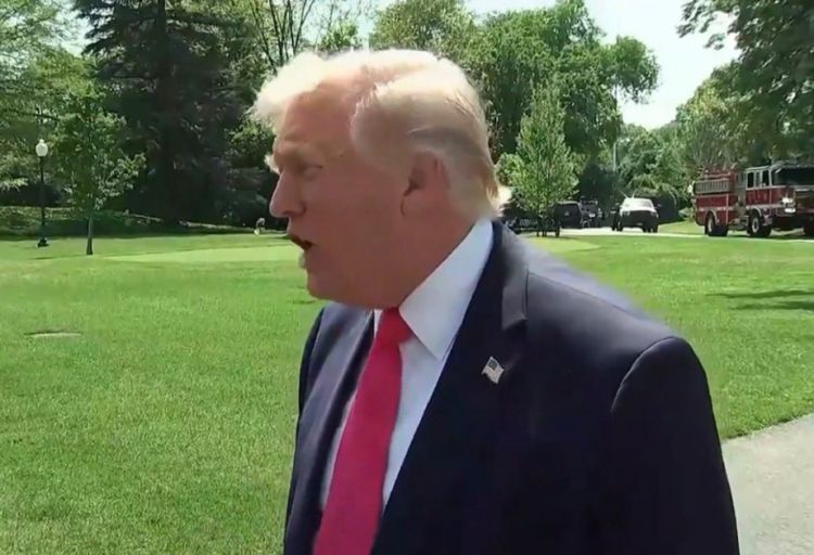 ABŞ Prezidenti: Roma Papası ilə razılaşmamaq hüququm var