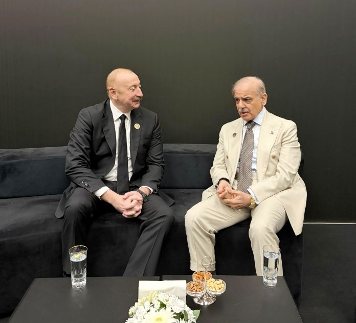 Prezident İlham Əliyev Antalya Diplomatiya Forumu çərçivəsində Pakistanın Baş naziri ilə görüşüb<font color=red> - FOTOLAR</font>