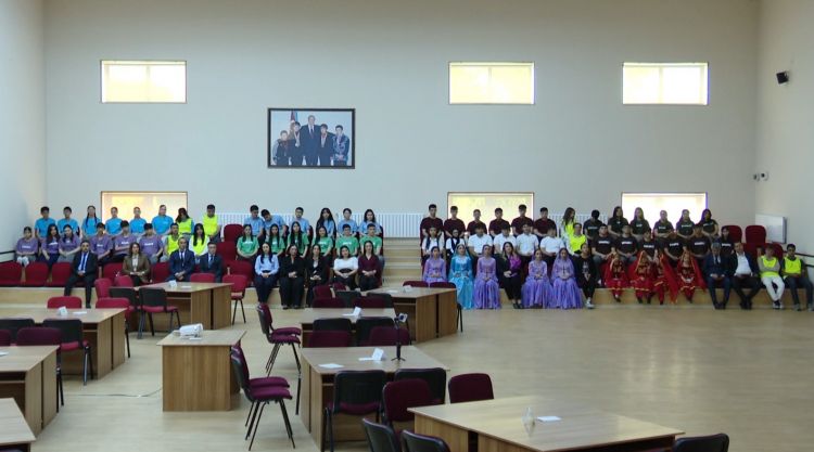 Naxçıvanda “Zəkaların mübarizəsi” olimpiadasının bilik yarışı üzrə regional mərhələsi keçirilib<font color=red> - VİDEO</font>