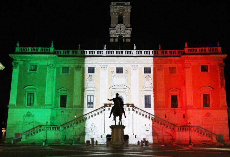 Avrostat: İtaliya və Fransanın dövlət borcu 3 trilyon avronu keçib