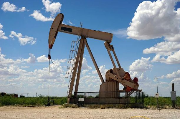 İndoneziya Rusiyadan 150 milyon barel neft alacaq