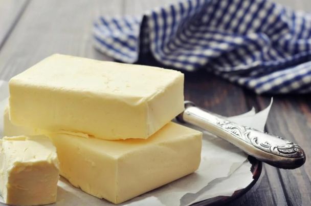 Azərbaycan süddən hazırlanmış yağların idxalını 26 %-ə yaxın azaldıb