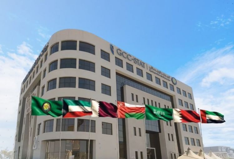 Körfəzin ərəb ölkələrində qadınların səhiyyə, təhsil və turizm sektorlarında iştirakı artır