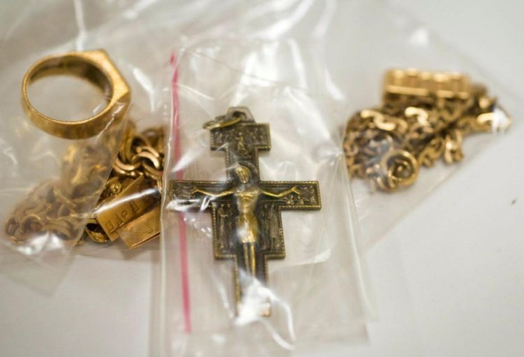 İsveç cinayətkarlara qarşı mübarizəni gücləndirir