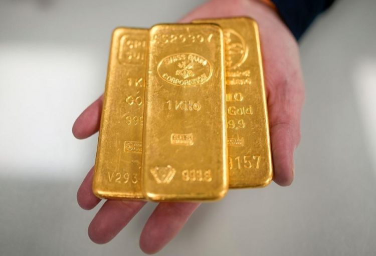 Qızılın qiyməti həftə ərzində 3 faizdən çox ucuzlaşıb