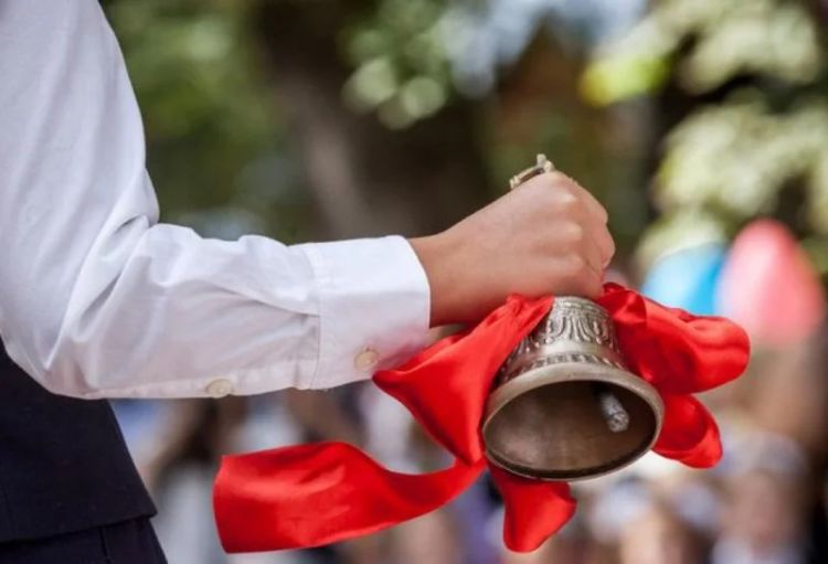 Məktəblərə "Son zəng" tədbirinin keçirilməsi ilə bağlı təlimat göndərilib