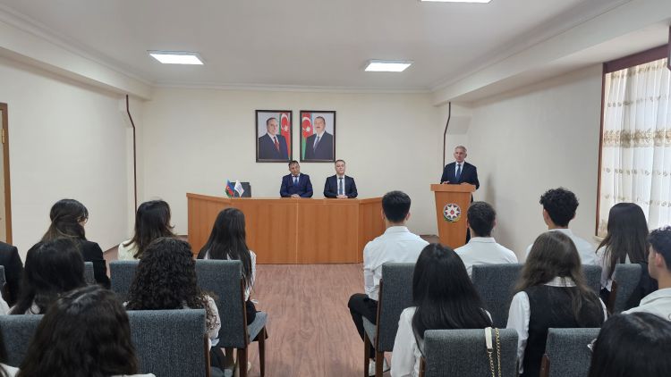 Telekommunikasiya sahəsində tələbələr təcrübəyə başlayıblar<font color=red> - FOTOLAR</font>