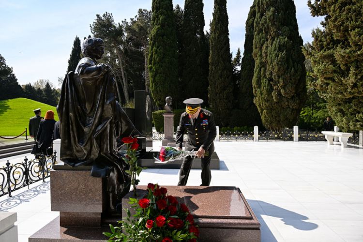 Türkiyənin Quru Qoşunları komandanı ölkəmizdə rəsmi səfərdədir<font color=red> - FOTOLAR</font>