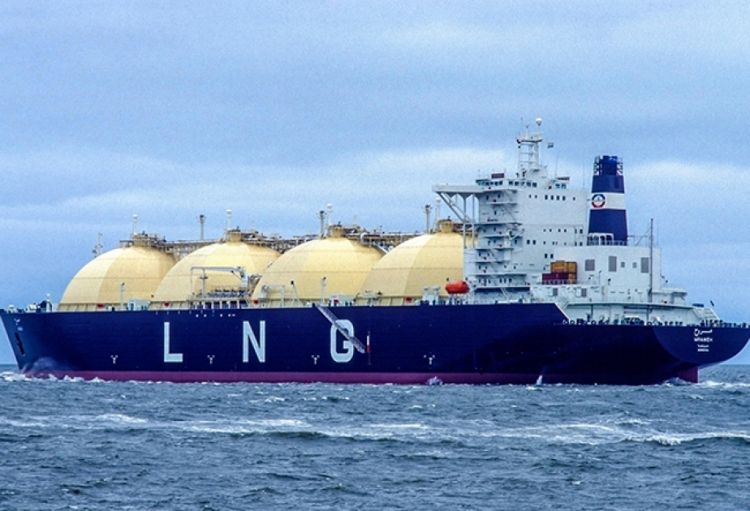 Hörmüz boğazından son 2 ayda ilk LNG tankeri keçib