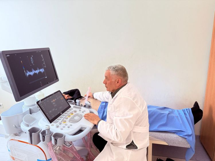 Babək Rayon Mərkəzi Xəstəxanasına süni intellekt dəstəkli yeni ultrasəs cihazı verilib