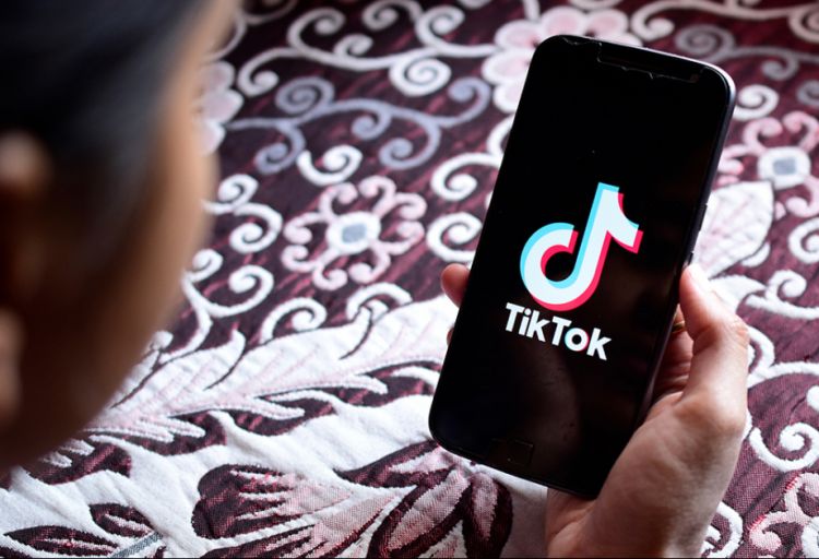 “TikTok” İndoneziyada 1,7 milyon istifadəçinin hesabını bloklayıb