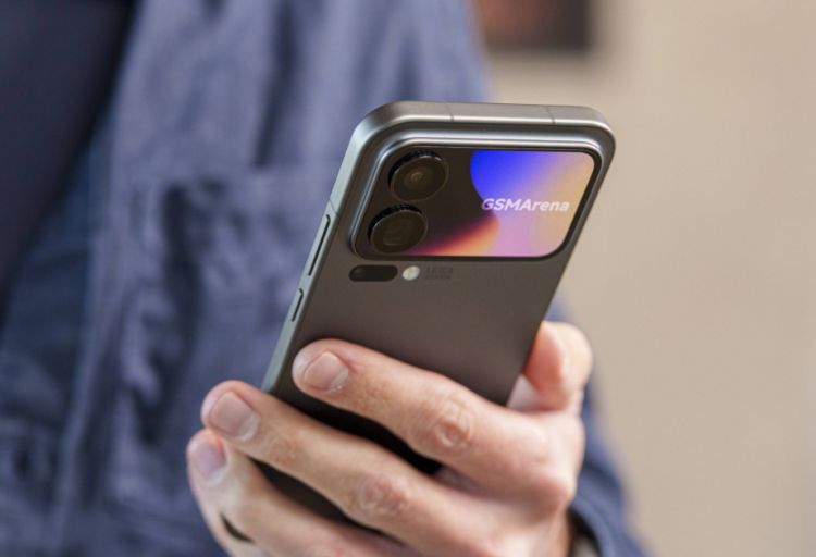 “Xiaomi” böyük batareyaya və incə dizayna malik smartfonlar hazırlayır