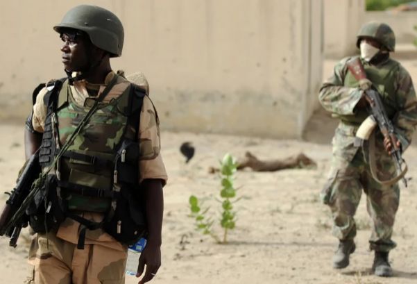 Nigeriya ordusu Borno ştatında 18 yaraqlını öldürüb
