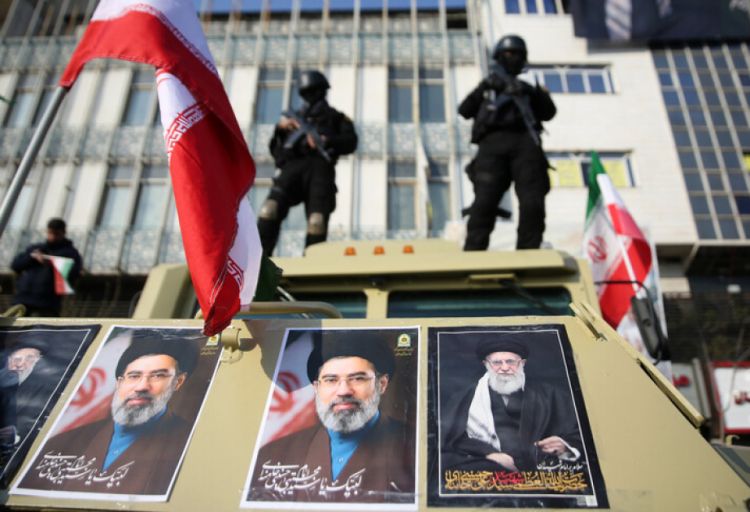 İranın Ali Rəhbəri Hörmüz boğazında yeni hüquqi çərçivələrin regiona sabitlik və iqtisadi fayda gətirəcəyini iddia edir