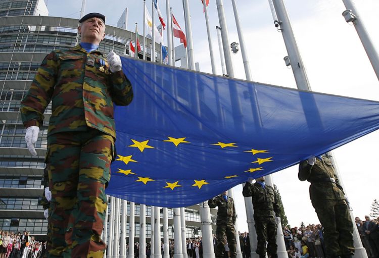 Avropa İttifaqı müdafiə xərclərini sürətlə artırır