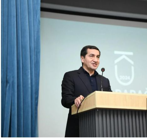 Hikmət Hacıyev: Azərbaycan Ermənistan da daxil bütün qonşularla dostluq münasibətləri qurub