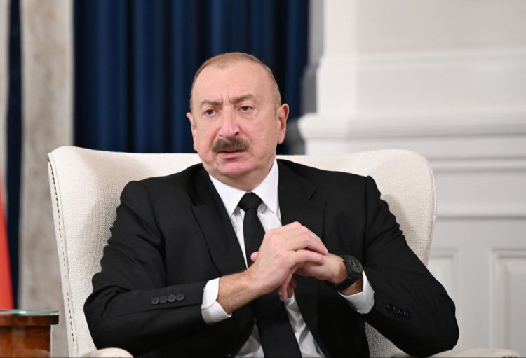 Prezident İlham Əliyev “Avropa Siyasi Birliyi”nin 8-ci Zirvə toplantısında videobağlantı formatında çıxış edir <font color='red'> - YENİLƏNƏCƏK</font>