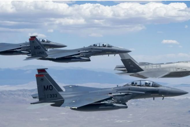 İsrail ABŞ-dən iki partiya F-35 və F-15 qırıcıları alıb