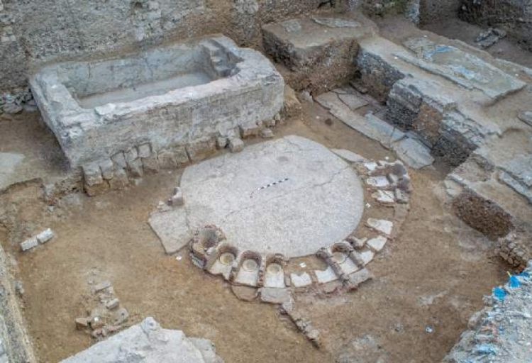 Misirdə qədim Ptolemey, Roma və Bizans dövrlərinə aid nadir artefaktlar tapılıb